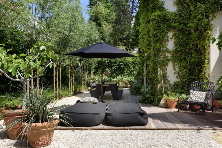 Loft Living Garden Suite